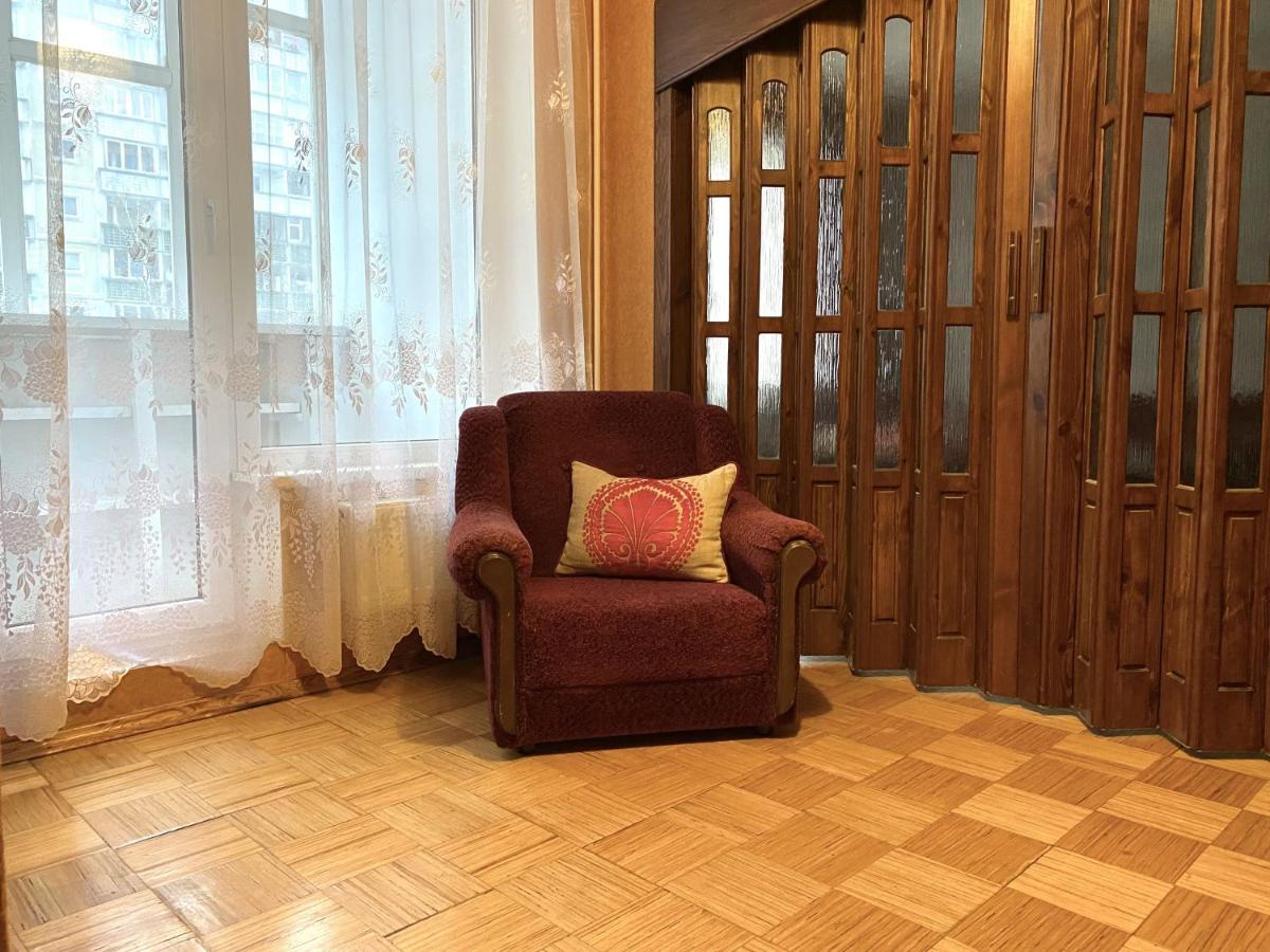 Spacious 3-Room Apartment & Parking Riga Bagian luar foto