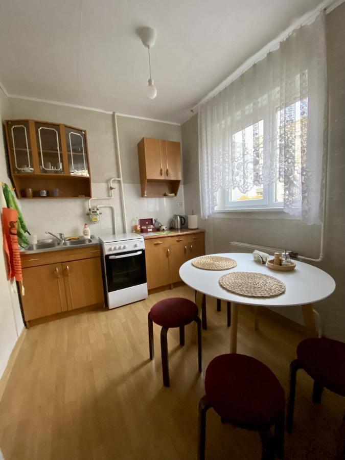 Spacious 3-Room Apartment & Parking Riga Bagian luar foto